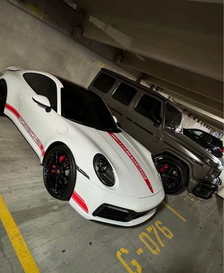 Porsche 911 • Carrera Coupe 2D