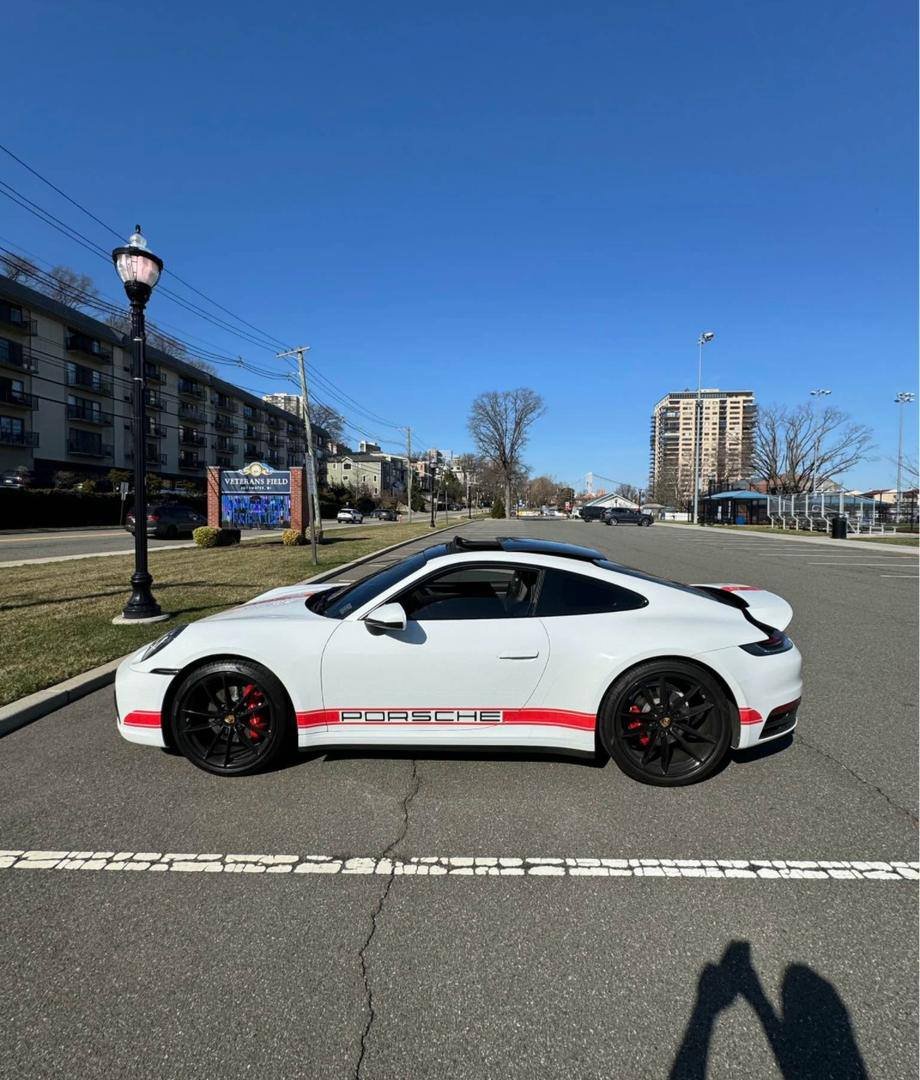 Porsche 911 • Carrera Coupe 2D