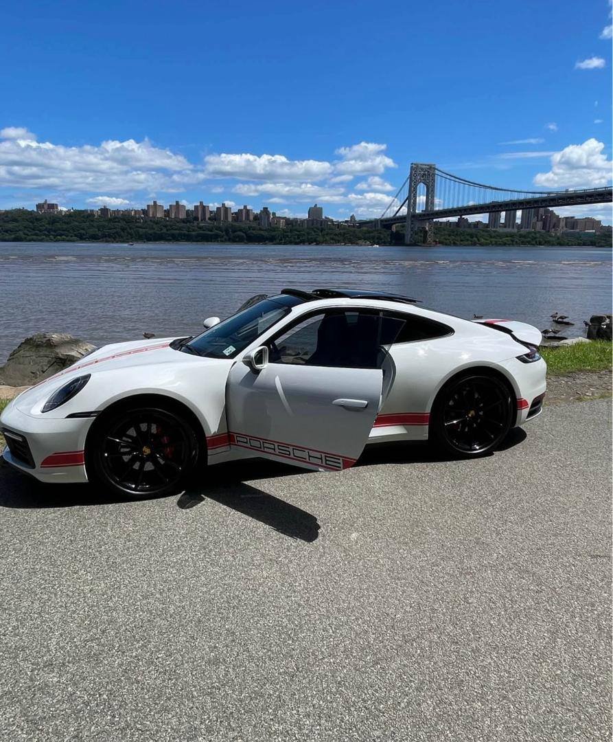 Porsche 911 • Carrera Coupe 2D