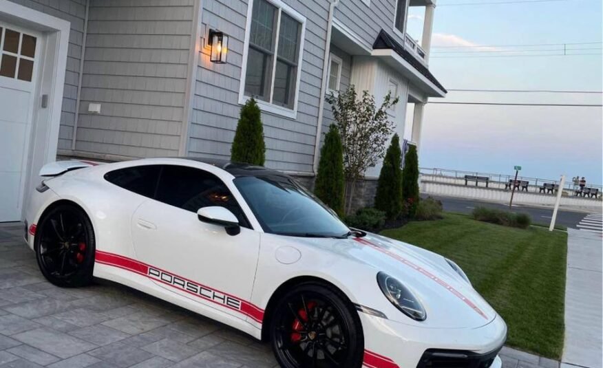 Porsche 911 • Carrera Coupe 2D