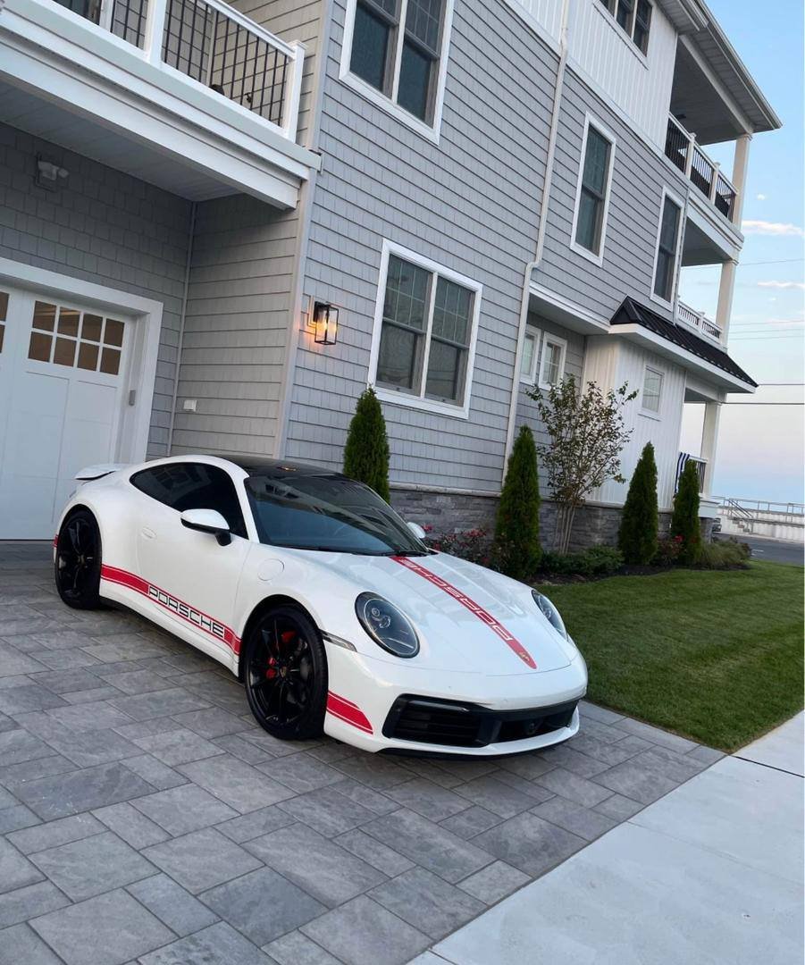 Porsche 911 • Carrera Coupe 2D