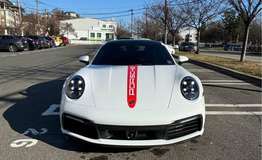 Porsche 911 • Carrera Coupe 2D