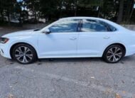 2021 Volkswagen Passat • SE Sedan 4D