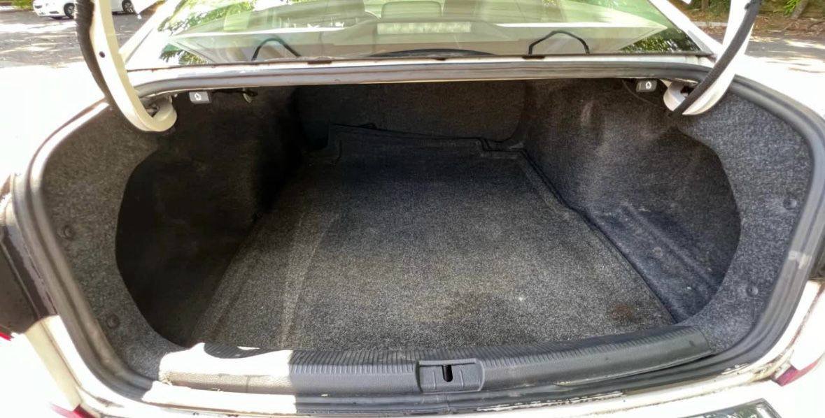 2021 Volkswagen Passat • SE Sedan 4D