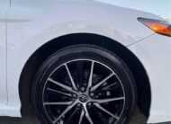 Toyota Camry • SE Sedan 4D