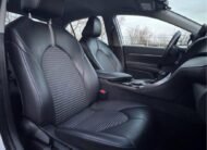 Toyota Camry • SE Sedan 4D
