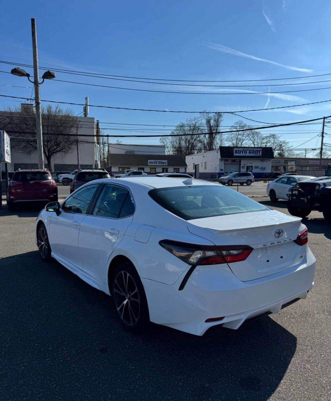 Toyota Camry • SE Sedan 4D