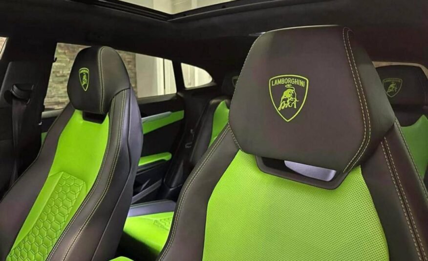 Lamborghini Urus • Sport Utility 4D