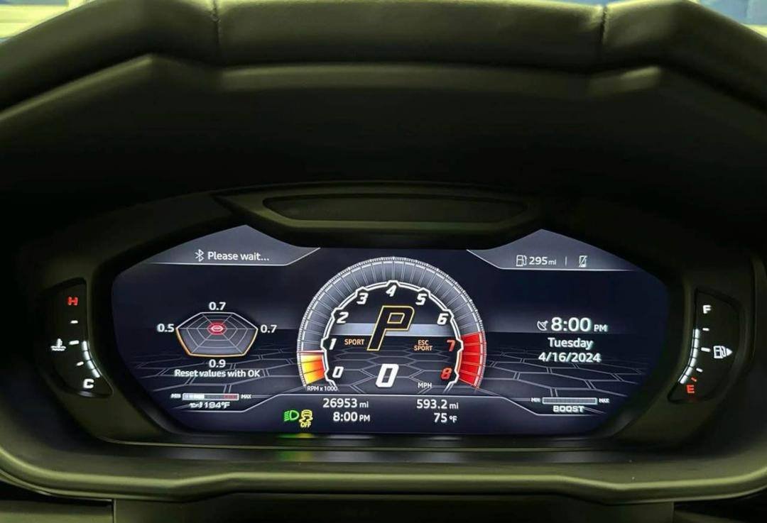 Lamborghini Urus • Sport Utility 4D