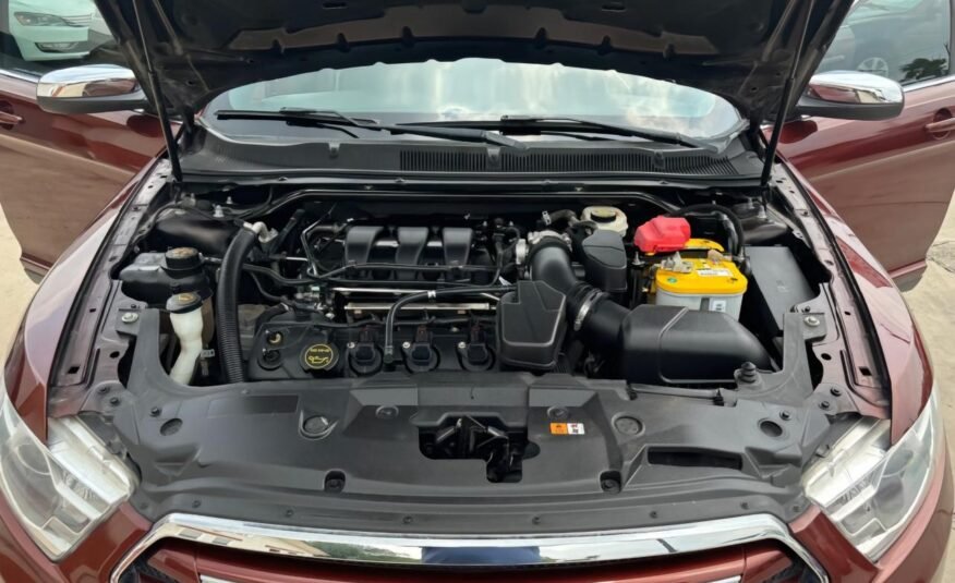 Ford TAURUS