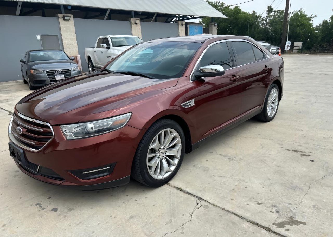 Ford TAURUS