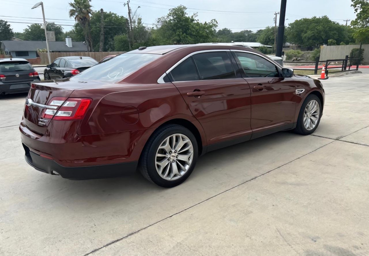 Ford TAURUS