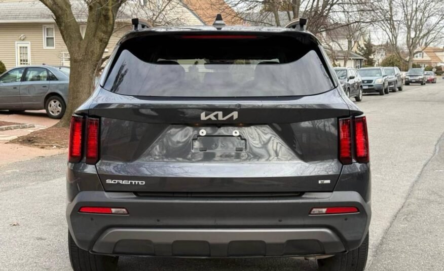 Kia Sorento • X-Line EX Sport Utility 4D