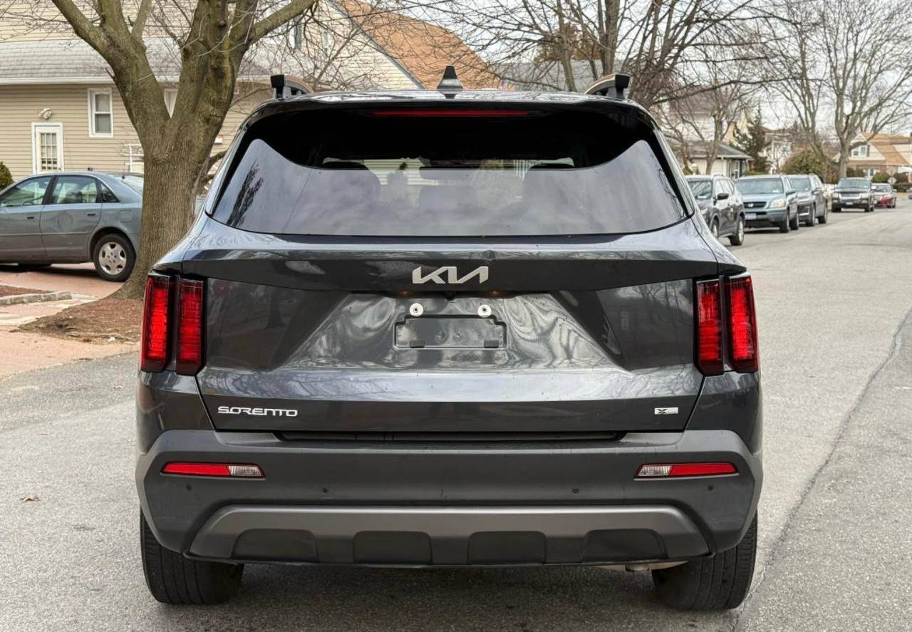 Kia Sorento • X-Line EX Sport Utility 4D