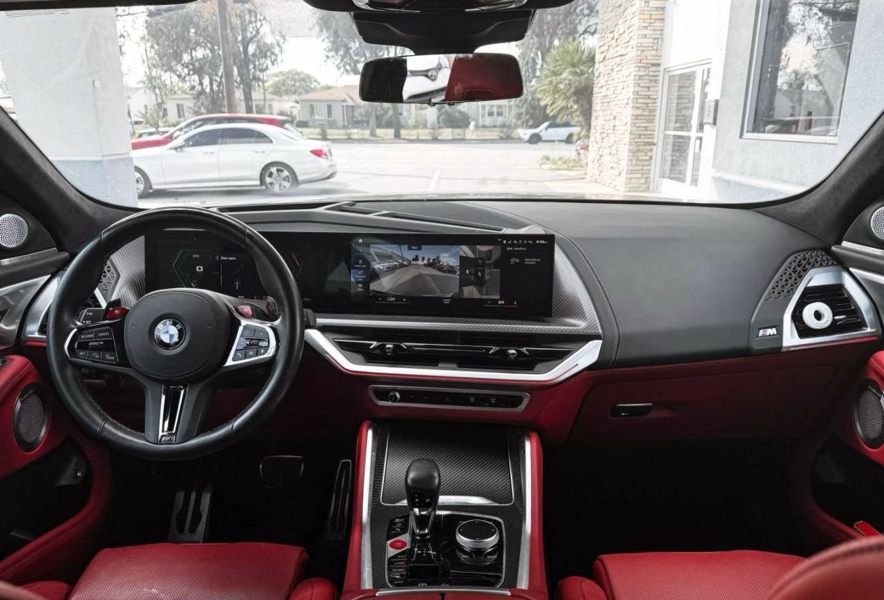2023 BMW XM