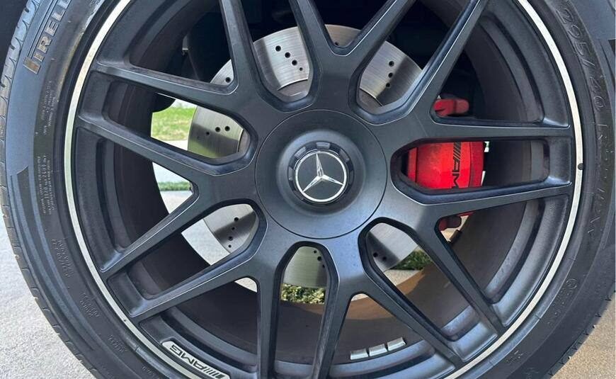 Mercedes-Benz g63 amg