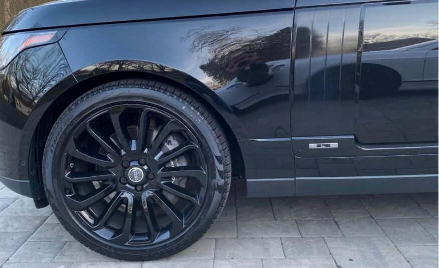 2020 Land Rover Range Rover • P525 HSE LWB