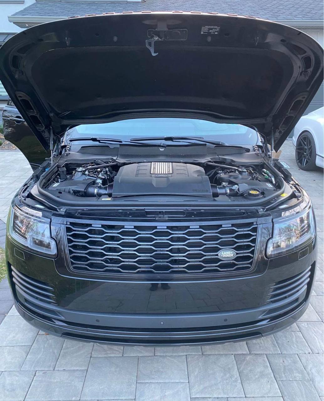 2020 Land Rover Range Rover • P525 HSE LWB
