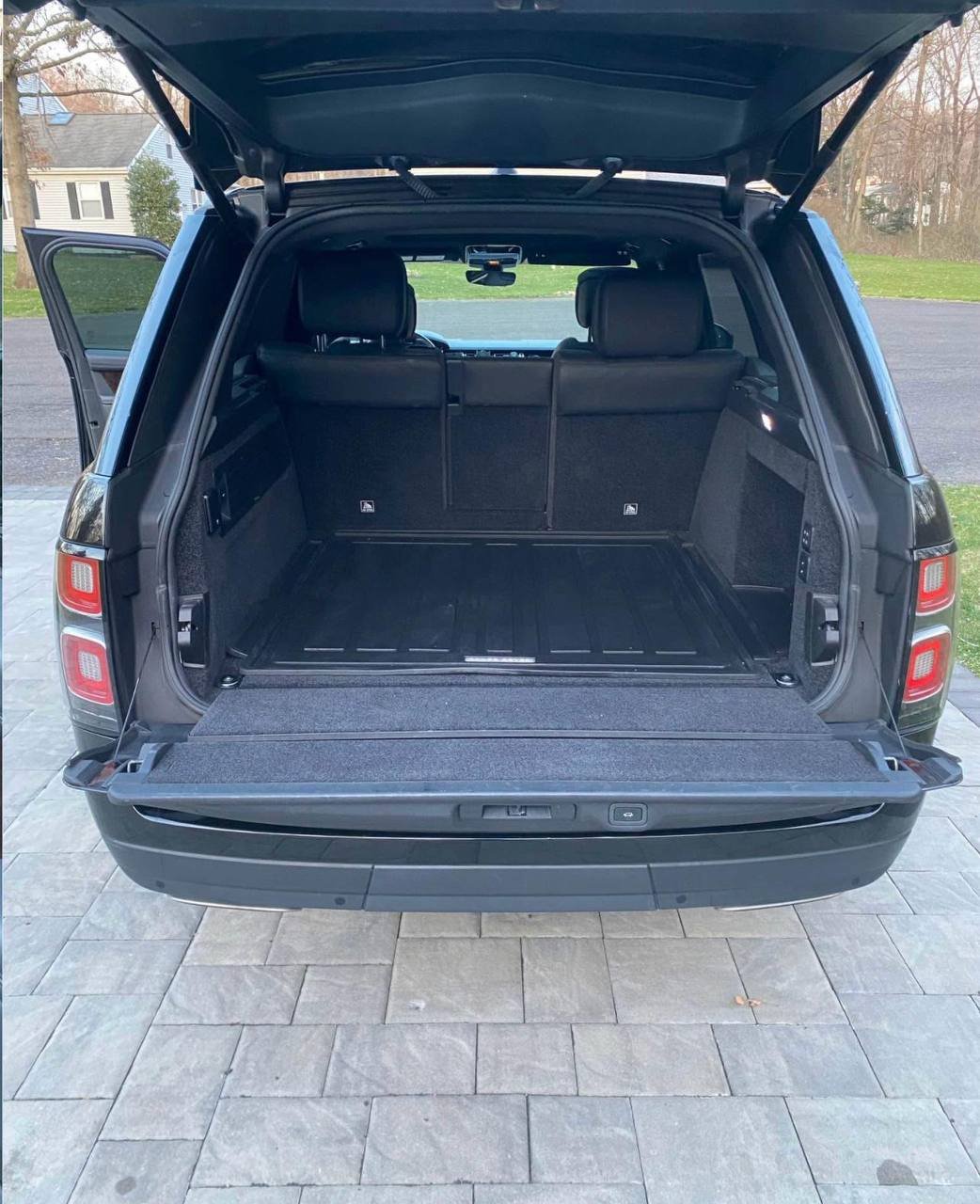 2020 Land Rover Range Rover • P525 HSE LWB