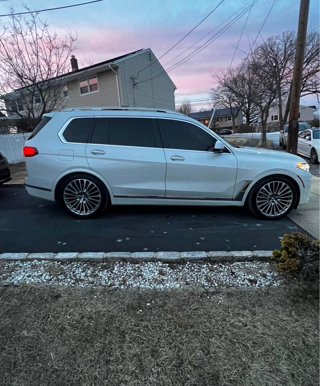2020 BMW X7 • Drive40 Sport Utility 4D