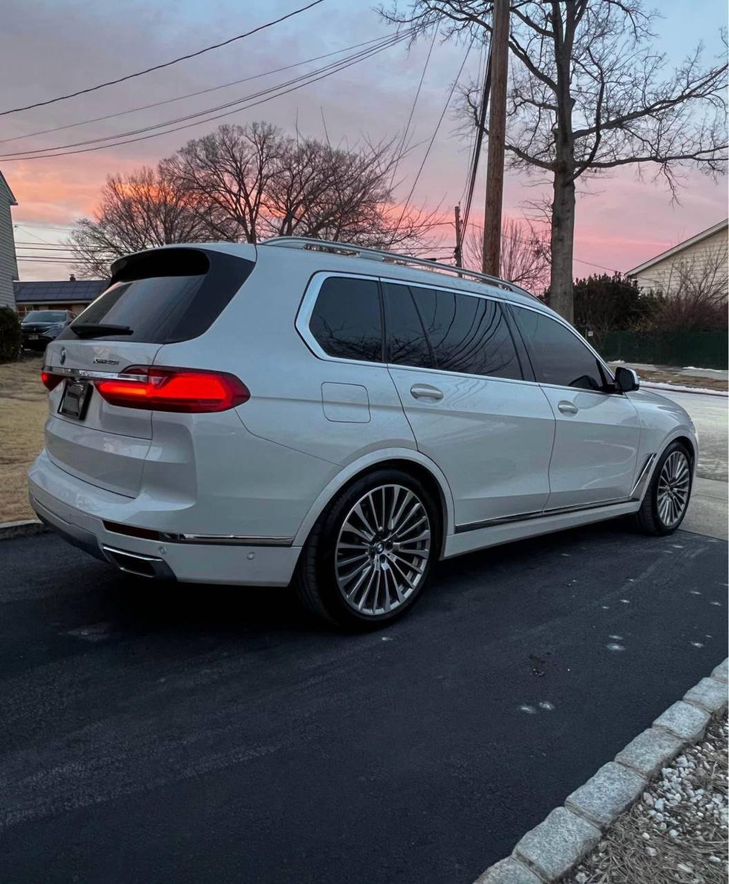 2020 BMW X7 • Drive40 Sport Utility 4D