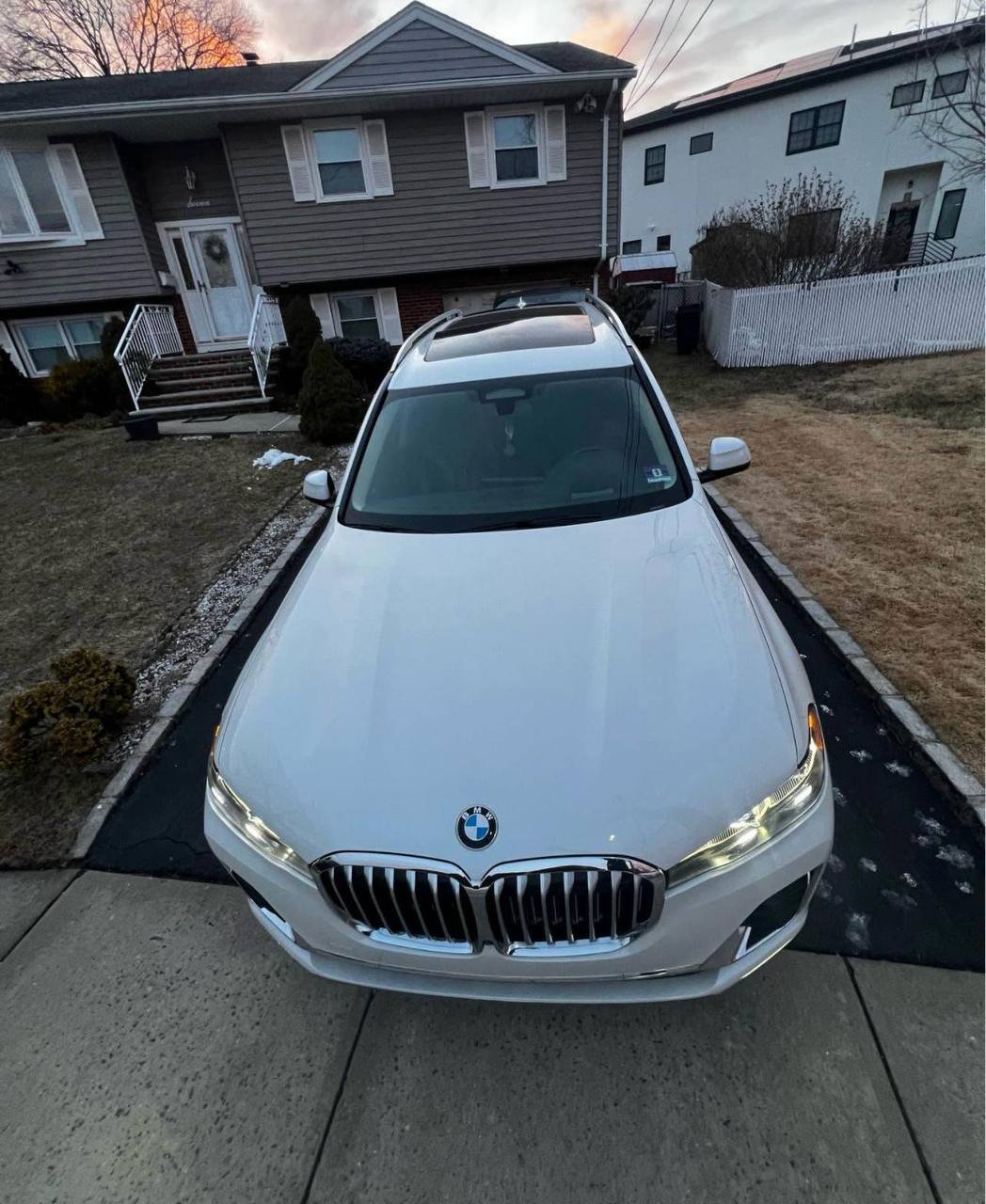 2020 BMW X7 • Drive40 Sport Utility 4D