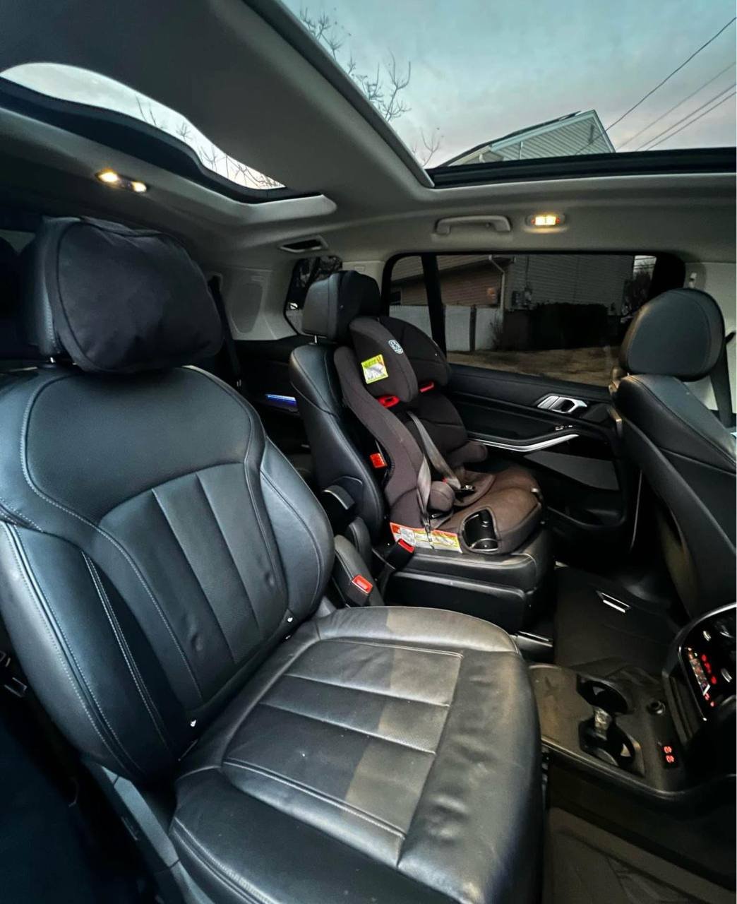 2020 BMW X7 • Drive40 Sport Utility 4D