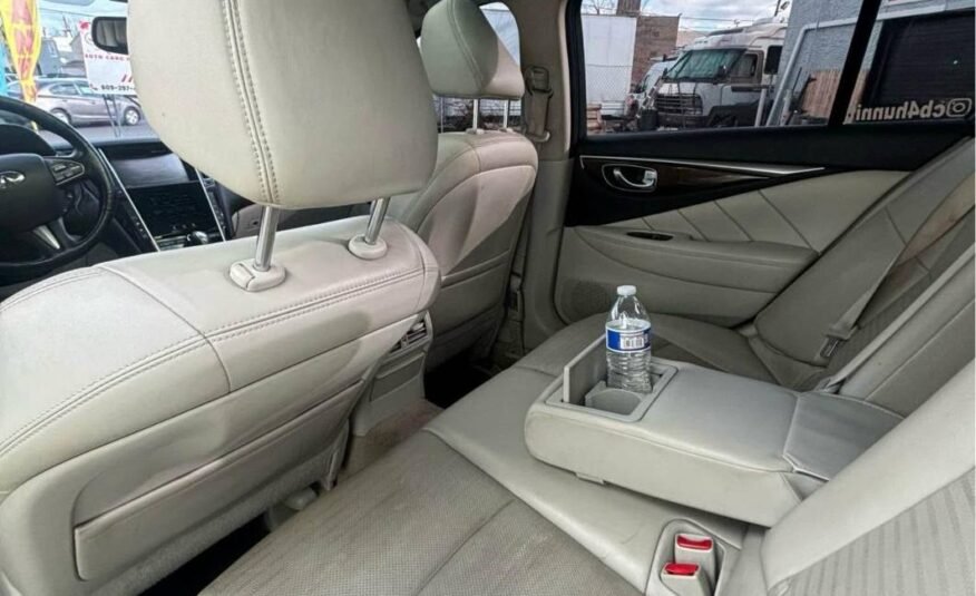 2016 Infiniti Q50 • Red Sport 400 Sedan 4D