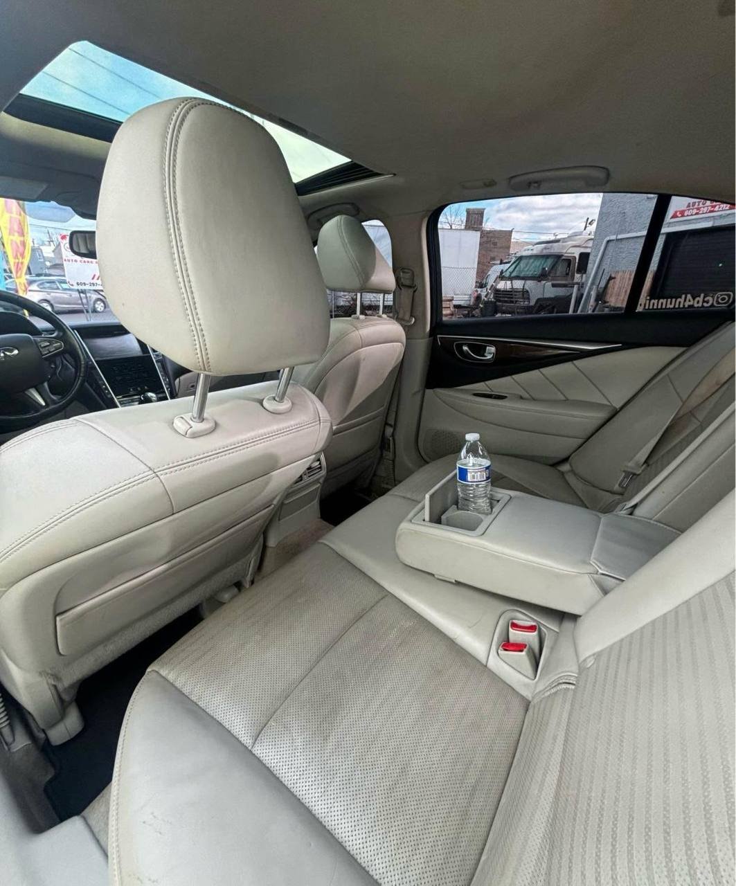 2016 Infiniti Q50 • Red Sport 400 Sedan 4D